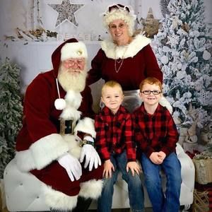 Meet your Posher, Tia ernie